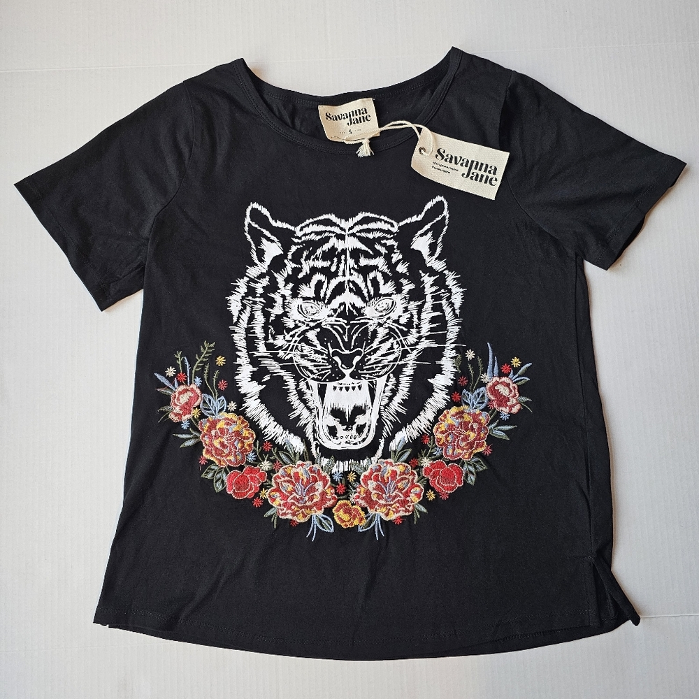 NWT Savanna Jane, black, floral embroidered, tiger, roses, graphic tee